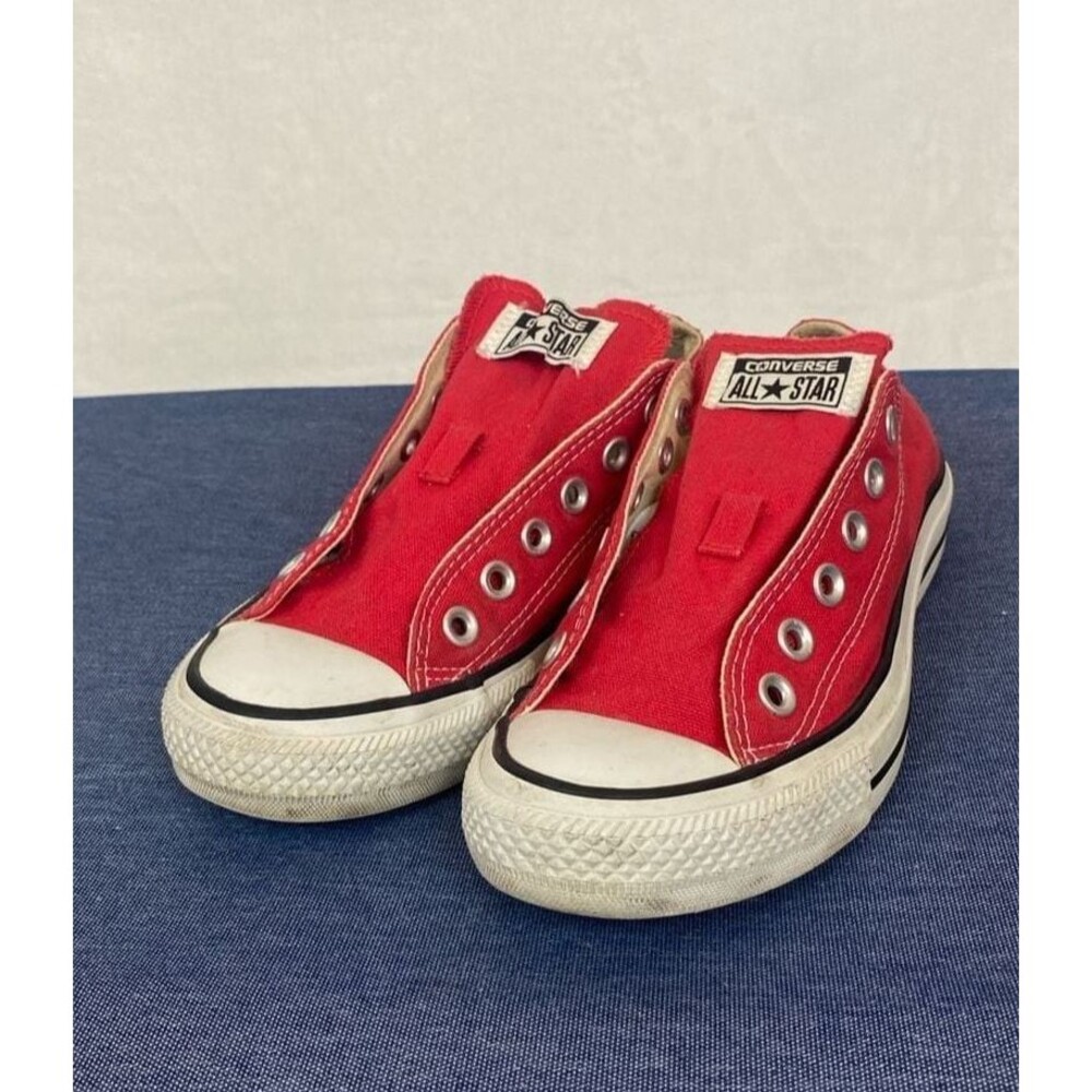 Converse Chuck Taylor All Star Low Top Red Canvas Shoes Women’s 7 Men’s 5